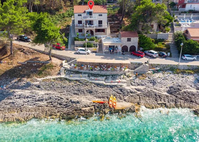 Beachfront Villa Tempera With Seaview