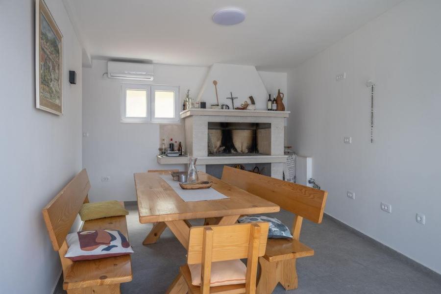 Apartment Beachfront Tempera With Seaview *